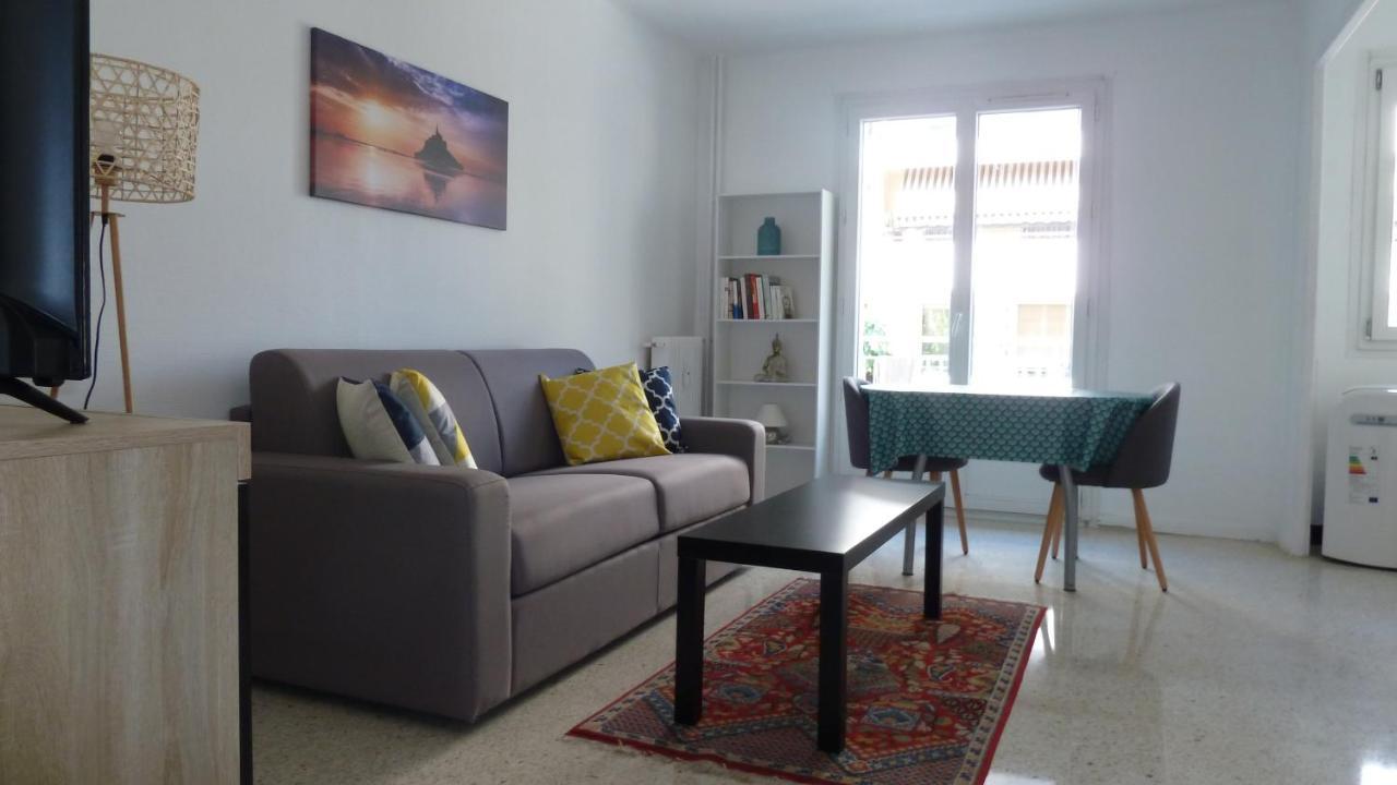 Antibes Centre Studio 27 M2 Renove Apartamento Antibes