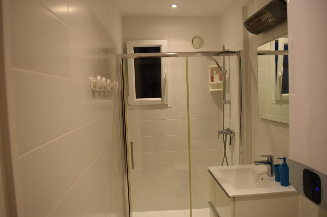 Luxury Seaview Belvedere, Apt A