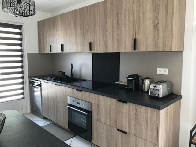 Holiday home Petite Familiale Dans Quartier Residentiel - Les Muriers Antibes