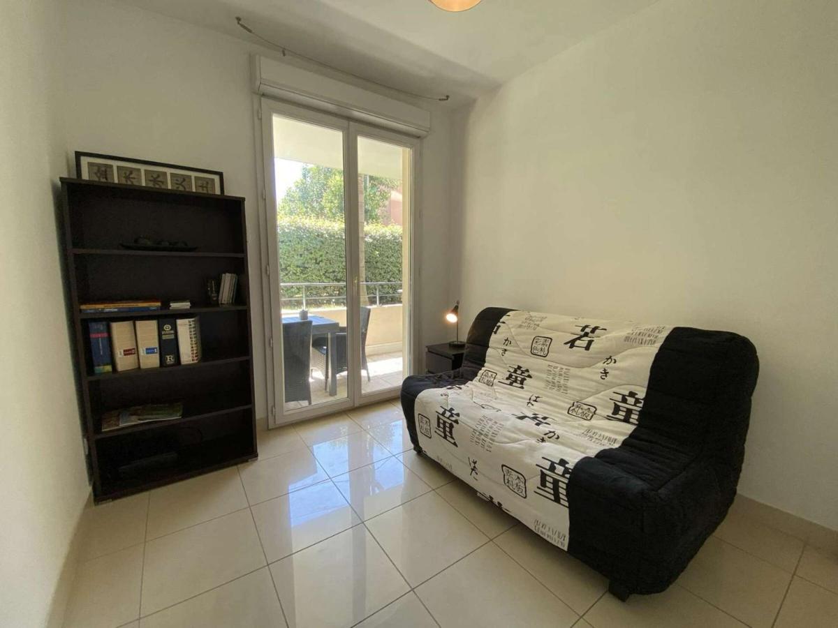 3p Avec Terrasse Et Garage, A 10min Des Plages De Juan-les-pins - Fr-1-252-171