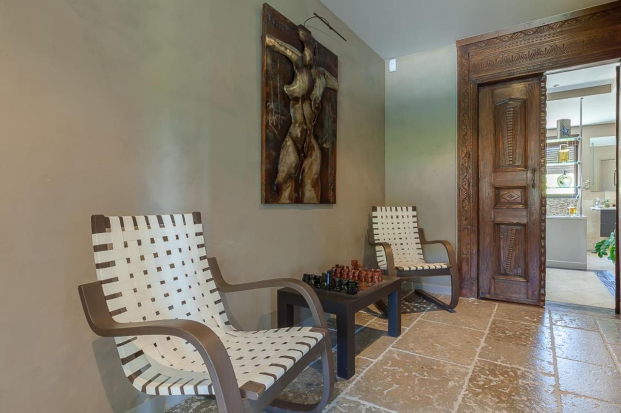 Villa In Juan-les-pins With Heated Pool *