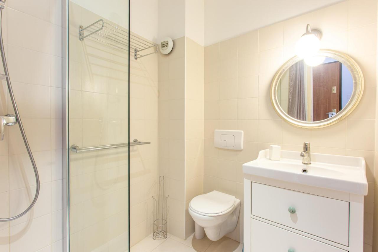 Apartment 61 Place Nationale Antibes