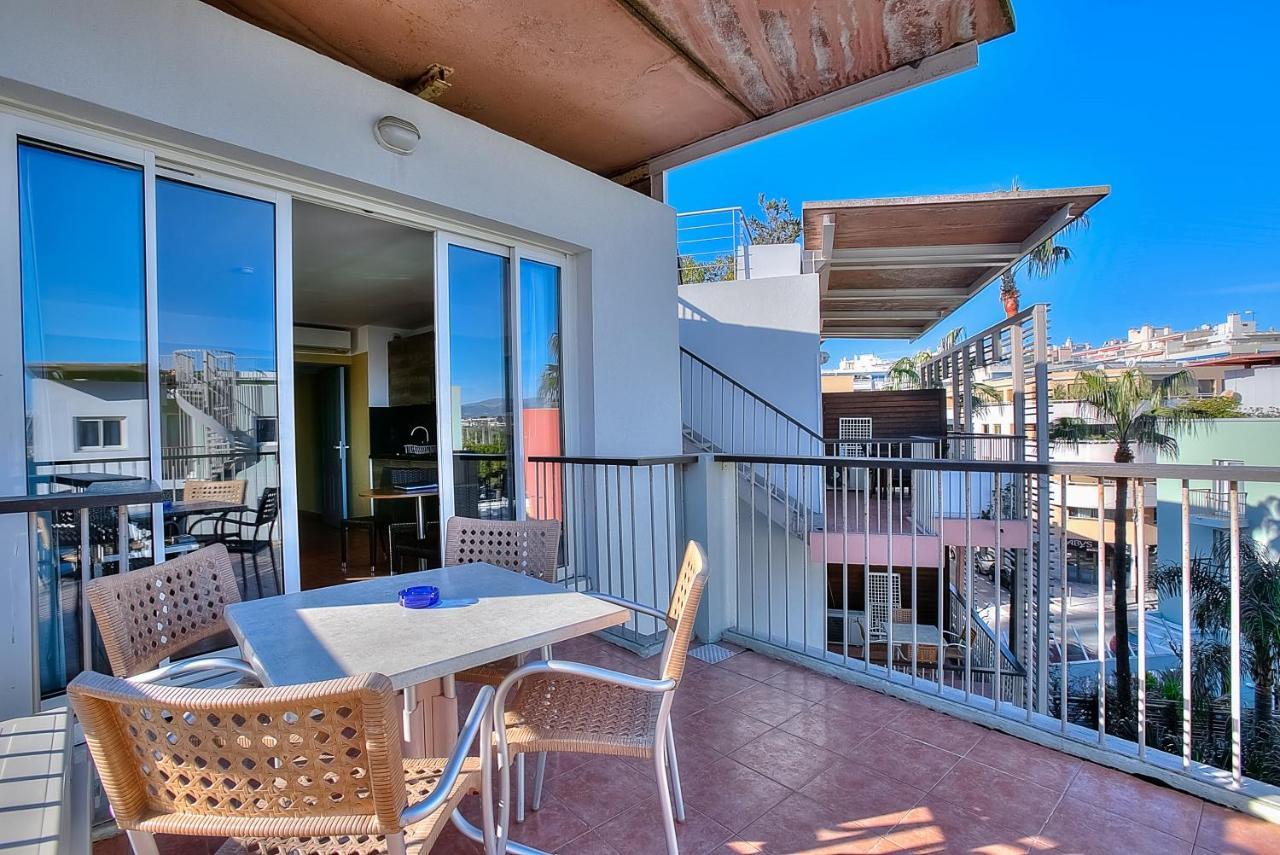 Apartment Port Prestige - Terrasse - Piscine - Parking Antibes