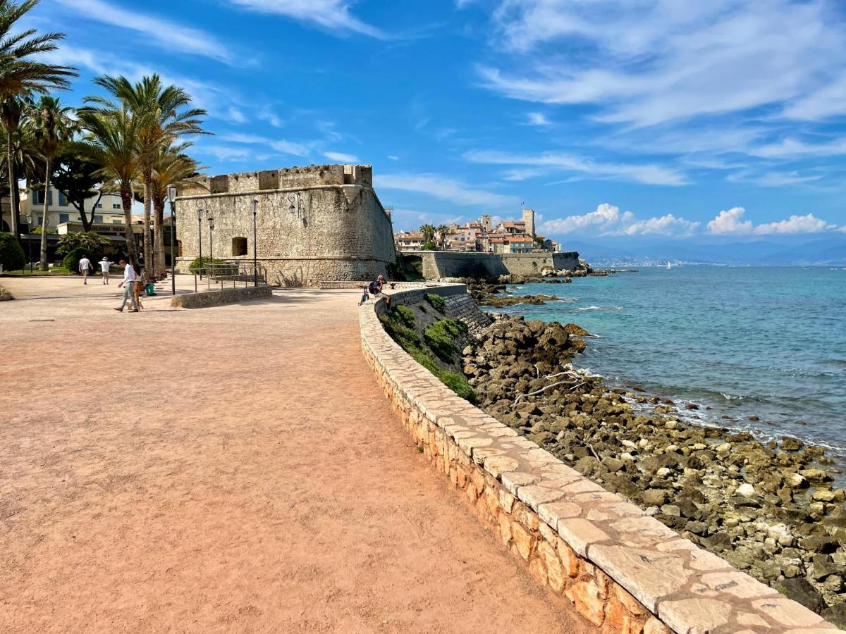 Deux Pieces Port Vauban - Vieil * Antibes