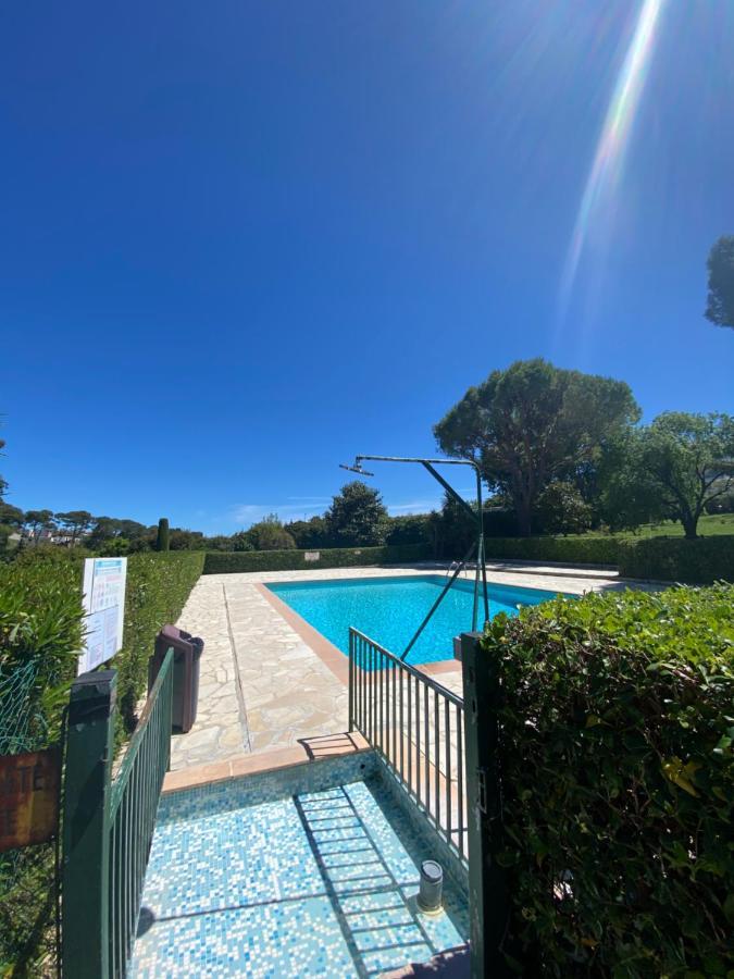 Apartment Le Maya - Avec Piscine Antibes