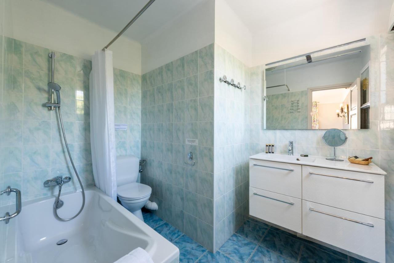Hotel Mas Djoliba 3*