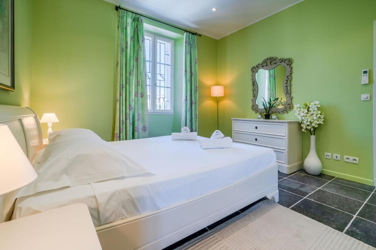 Villa In Cap D'antibes Near Beaches *