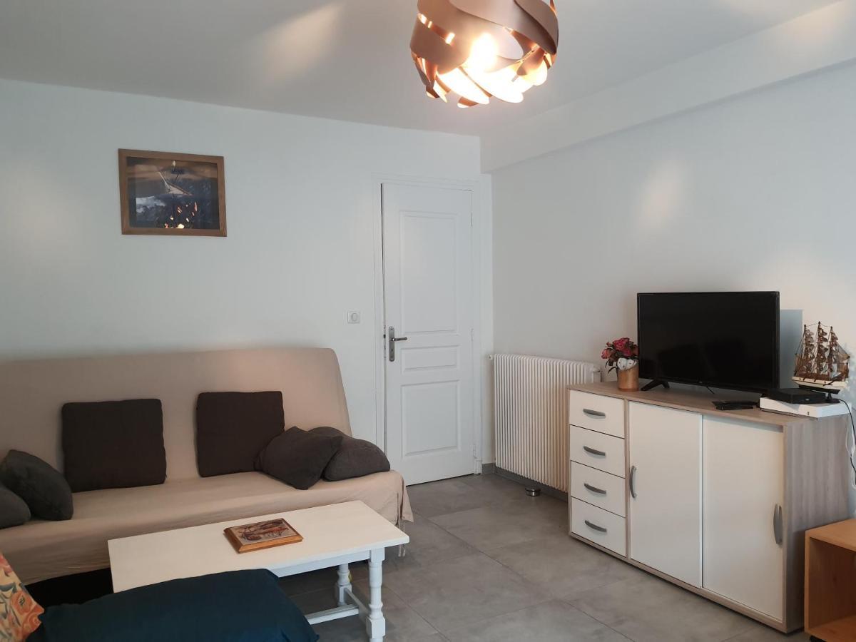 Apartment Port Vauban F3 Refait A Neuf