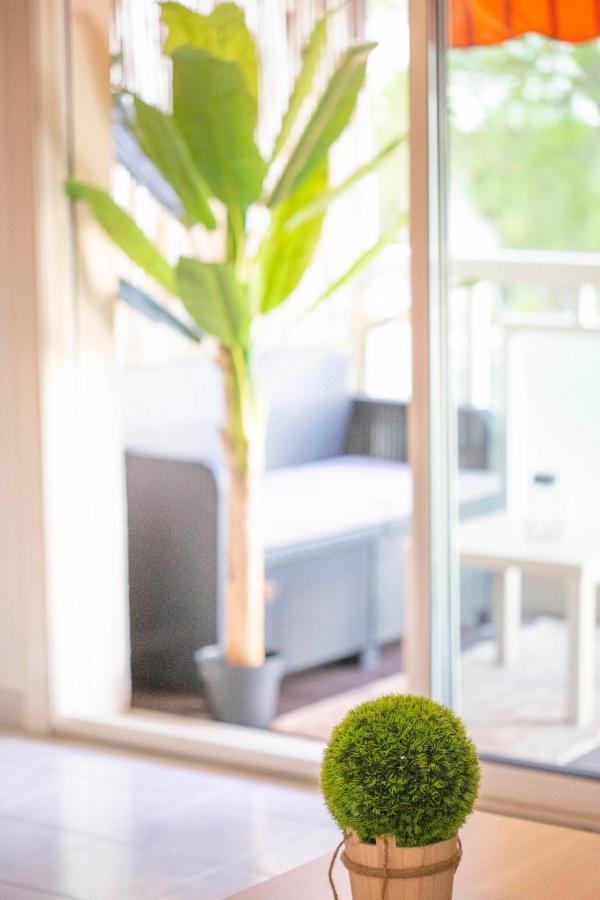 Appartement Joli Studio Climatisé - Terrasse Vue Mer Au Calme Antibes