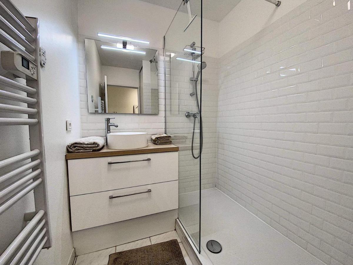 Appartement Sun And Sea 5 Min, Piscine, Parking