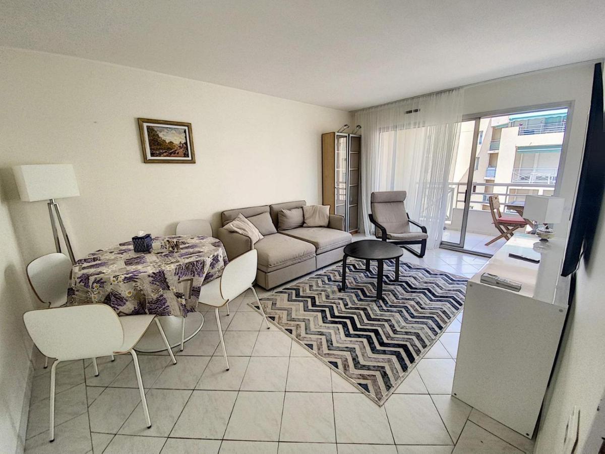 Appartement Sun And Sea 5 Min, Piscine, Parking