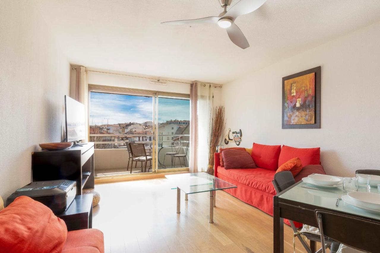 Quartier Vauban 2 Bedroom * Antibes