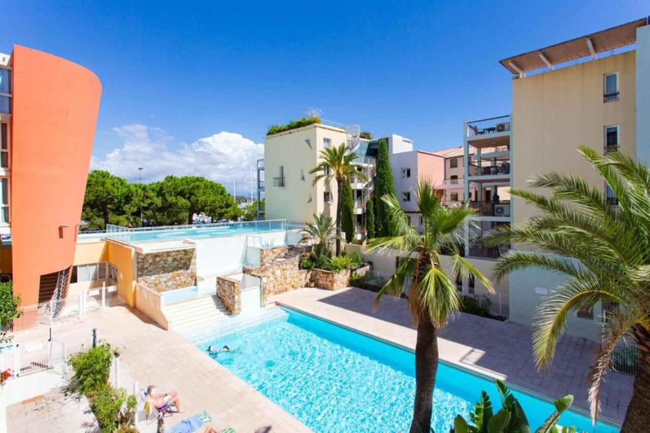 Port Prestige - Terrasse - Piscine - Parking Apartment *