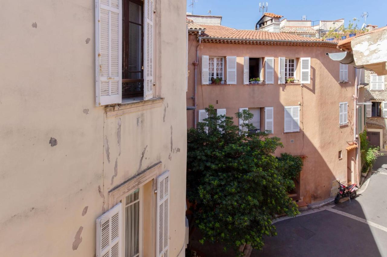 Beautiful Flat In The Old Town Of - Welkeys Apartment Antibes