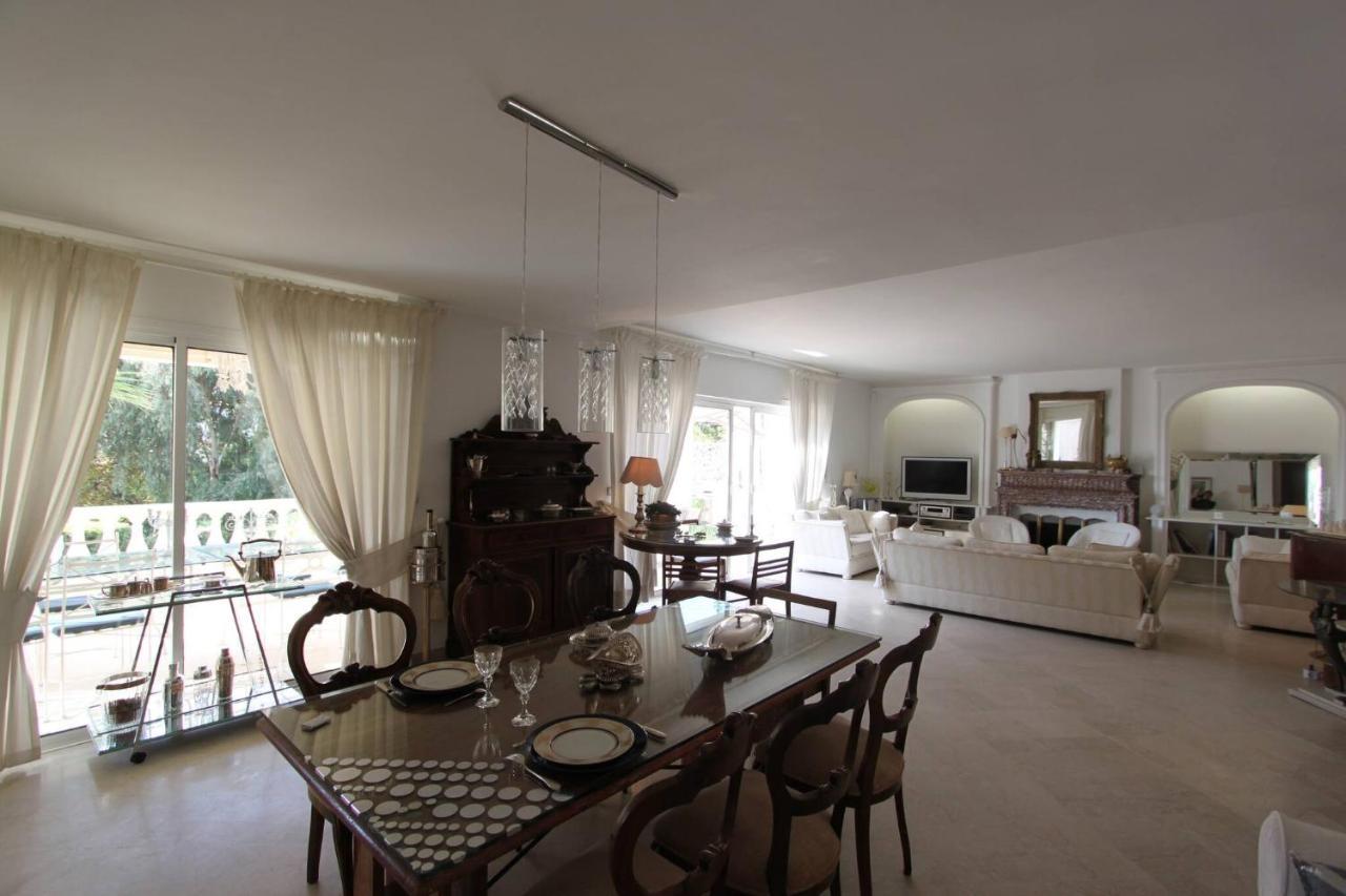 Villa Juan Les Pins Near Cannes Beaches 18-20 Guests Antibes