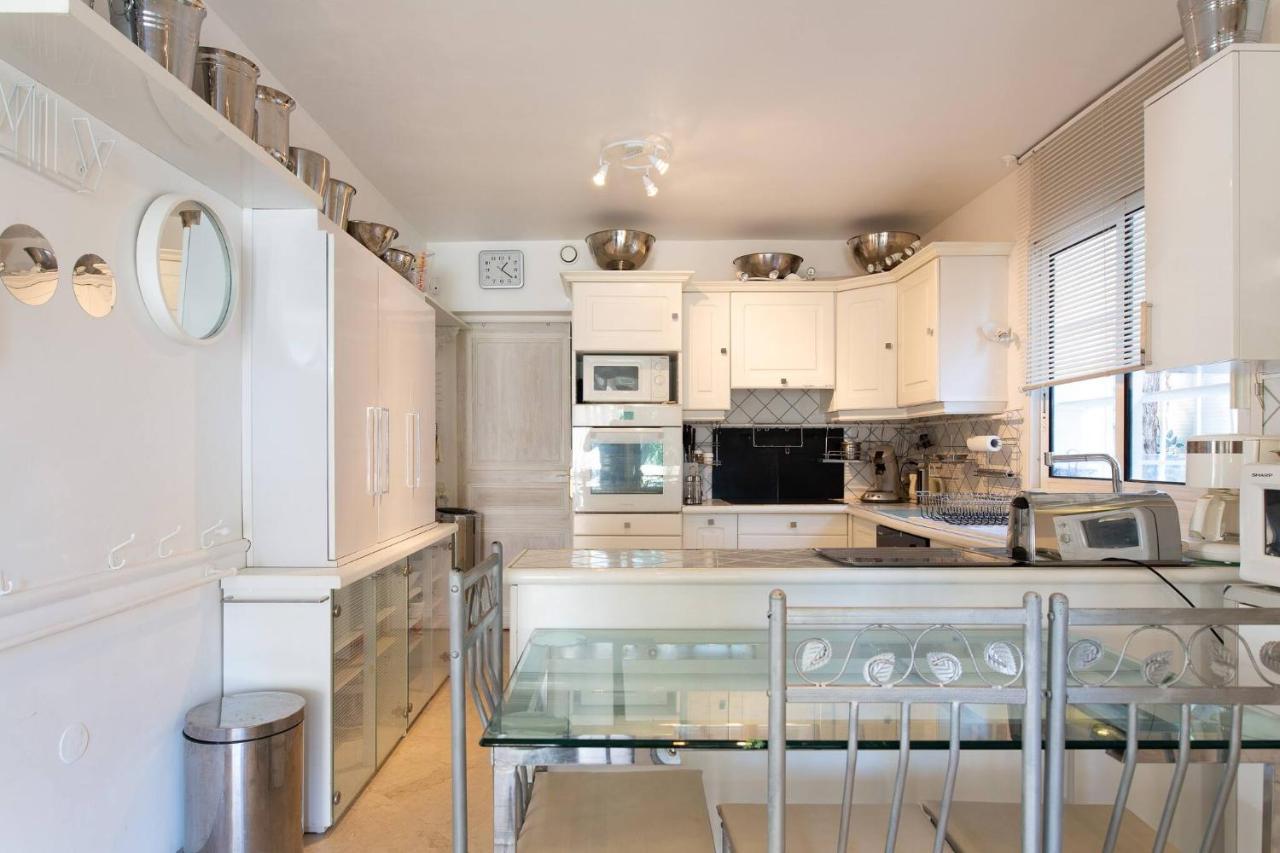 Juan Les Pins Near Cannes Beaches 18-20 Guests * Antibes