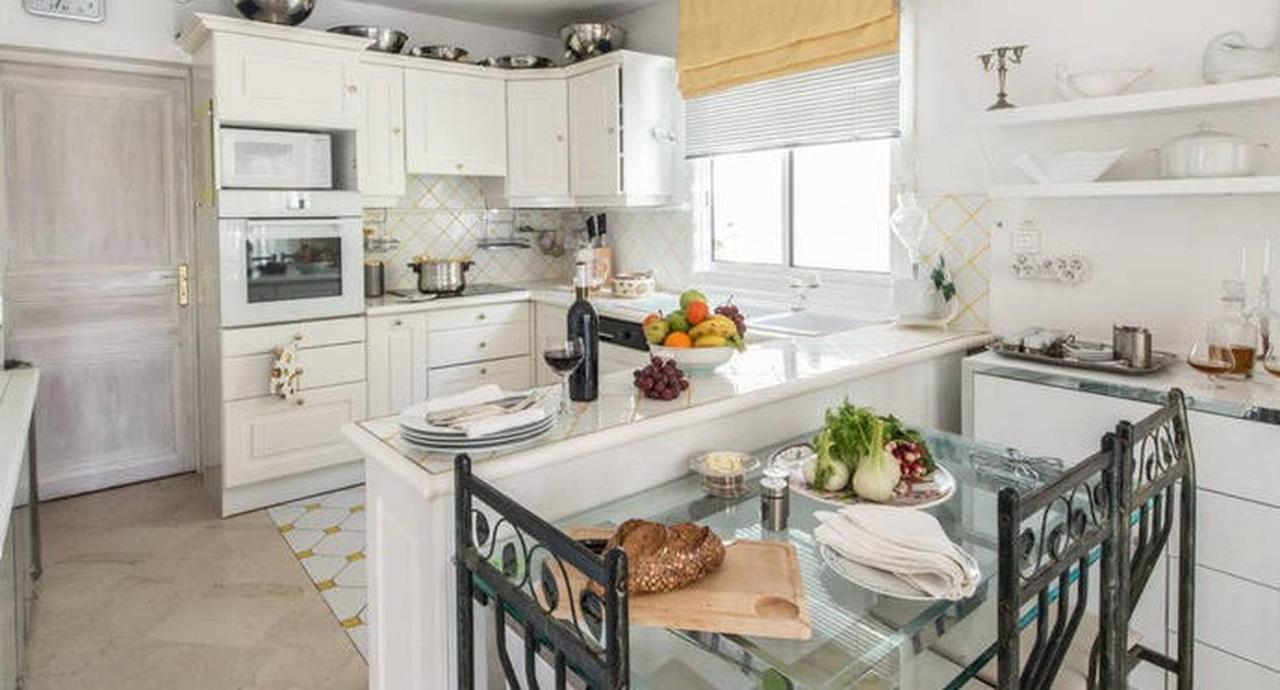 Juan Les Pins Near Cannes Beaches 18-20 Guests