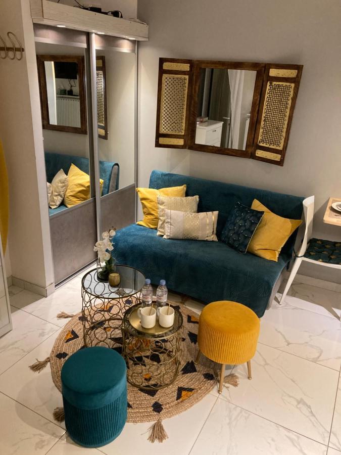 T1 Centre Ville, Vieil Antibes, Port, Gare Et Plage 4pers * Antibes
