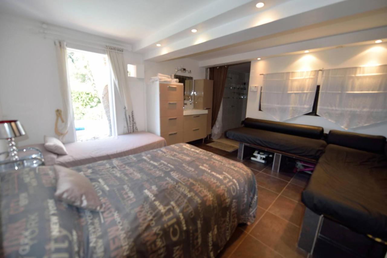 Juan Les Pins Near Cannes Beaches 18-20 Guests Villa Antibes