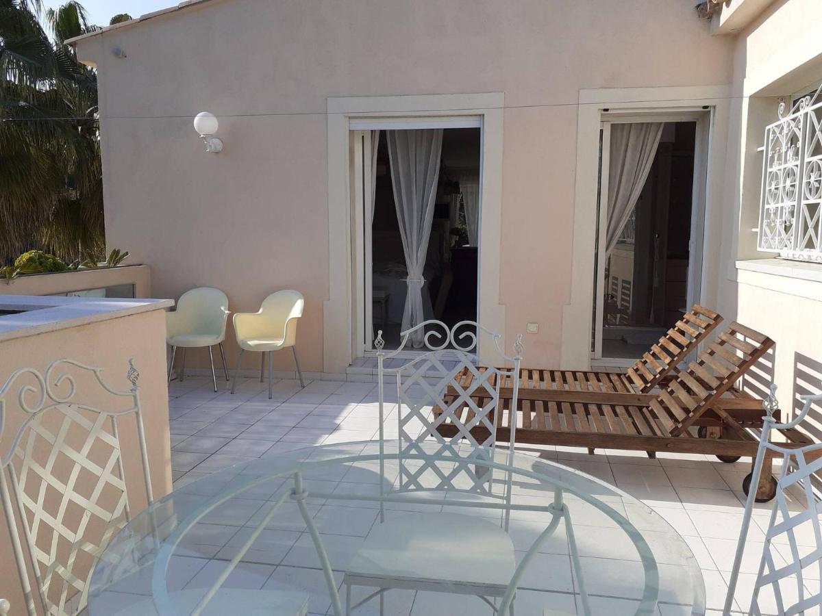 Juan Les Pins Near Cannes Beaches 18-20 Guests *