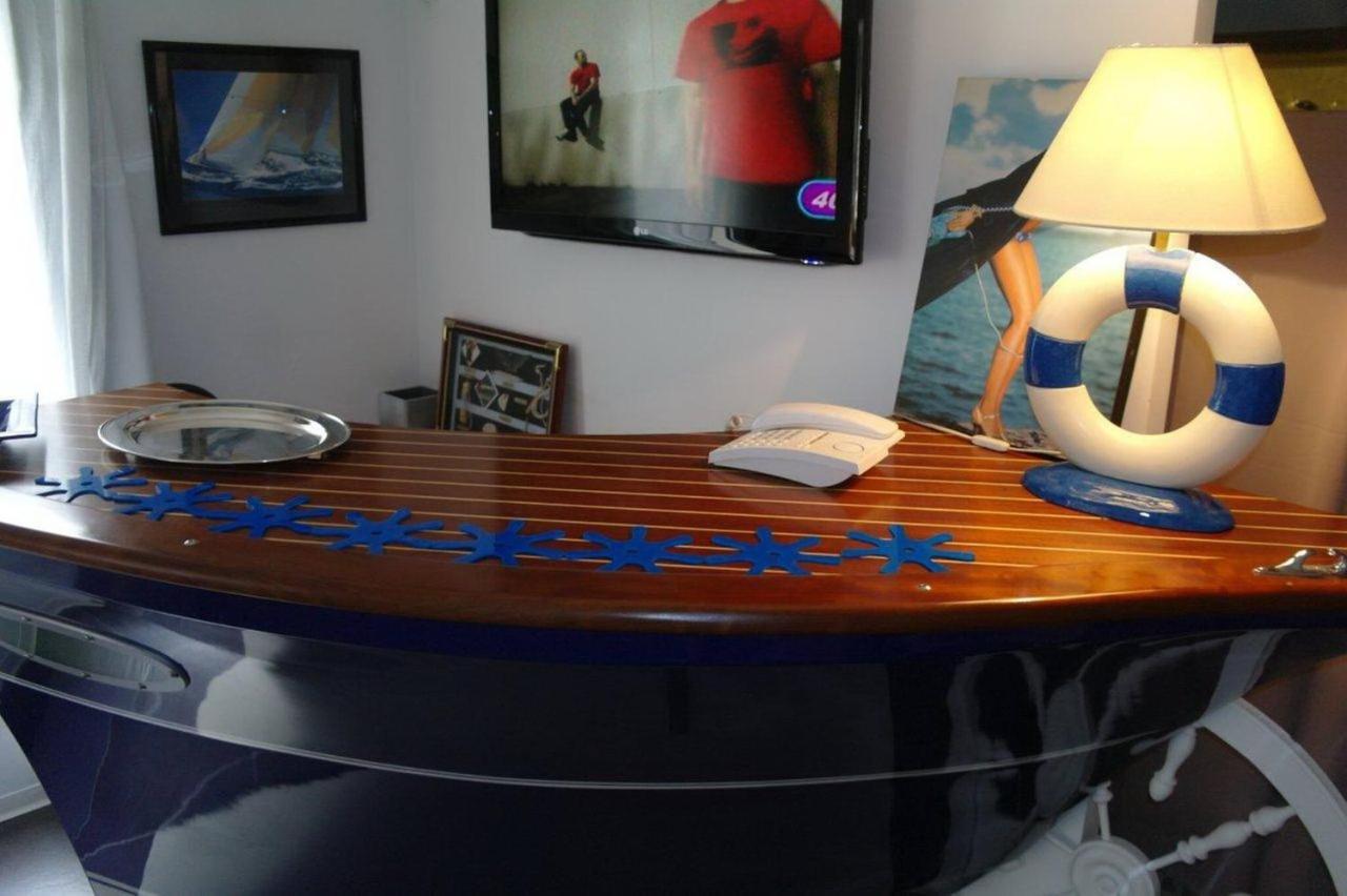 Juan Les Pins Near Cannes Beaches 18-20 Guests Villa