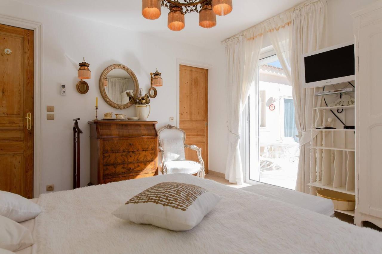 Juan Les Pins Near Cannes Beaches 18-20 Guests Villa