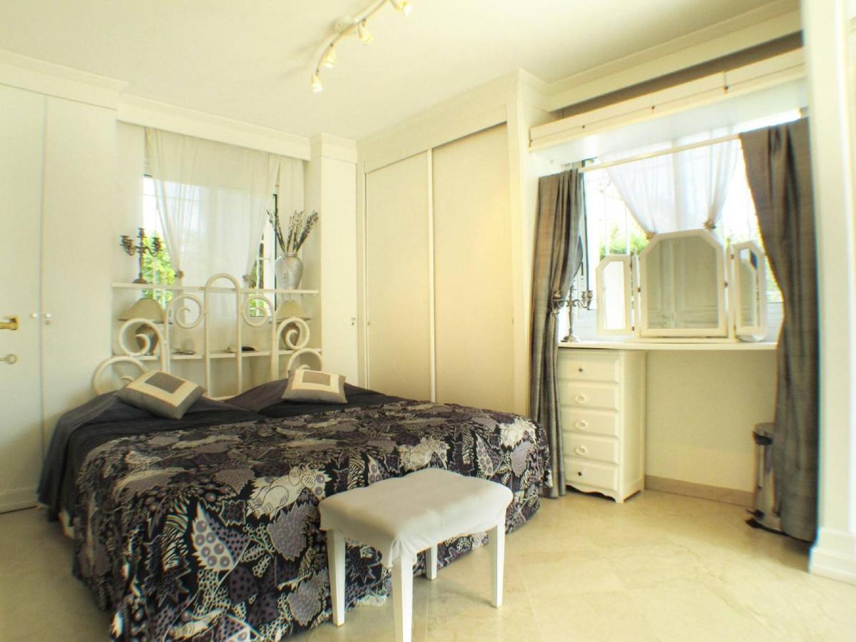Juan Les Pins Near Cannes Beaches 18-20 Guests * Antibes