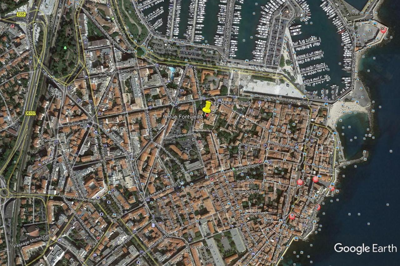 2 Pièces Climatisé Avec Balcon Dans Le Vieil Antibes, Résidence Moderne Avec Ascenseur Appartement Antibes