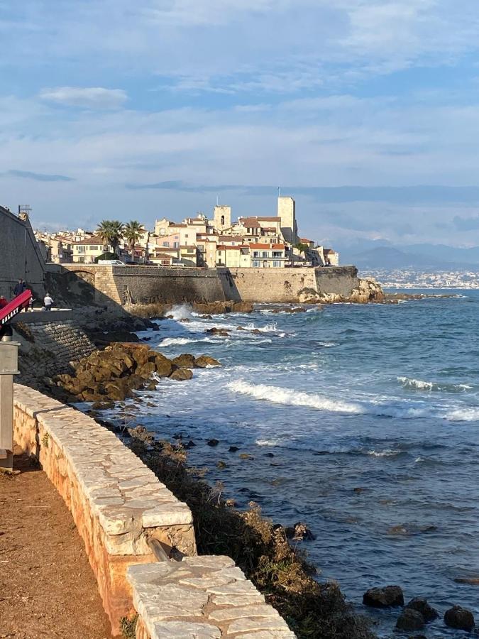 Beach-studio * Antibes