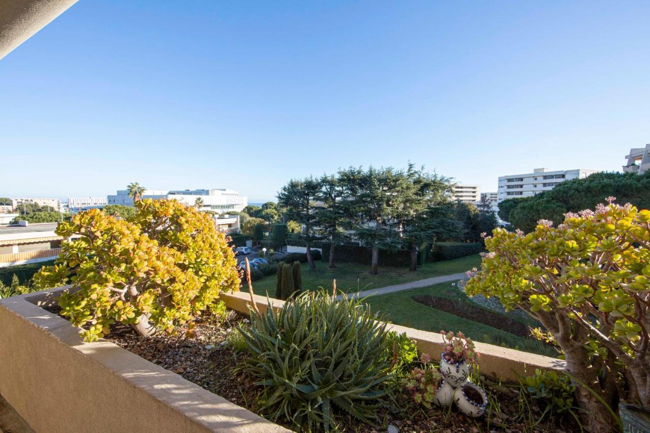 Appartement 3 Bedroom Of 90m2 With A Spacious Terrasse And A Parking Spot !
