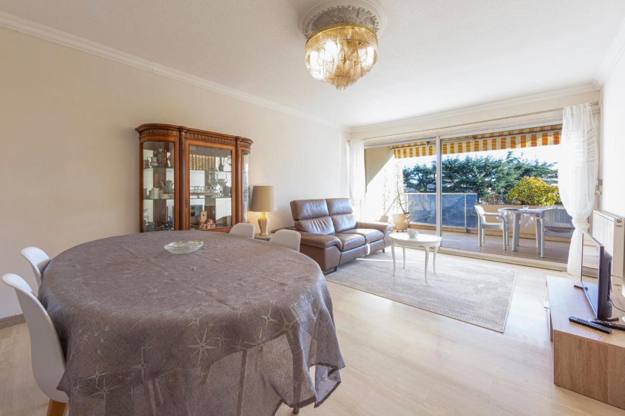 3 Bedroom Of 90m2 With A Spacious Terrasse And A Parking Spot ! Appartement