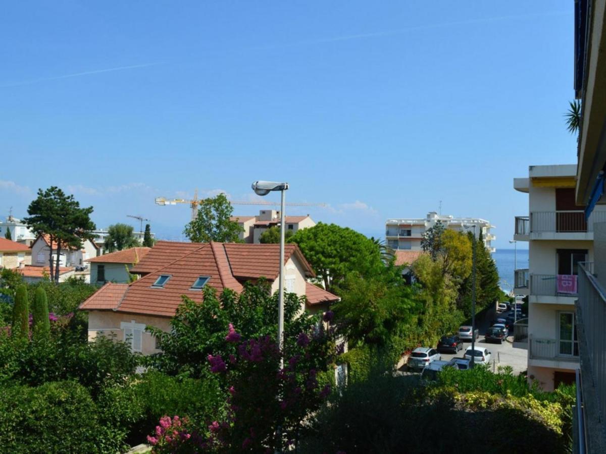 T2 A Avec Balcon, Proche - Fr-1-252-129