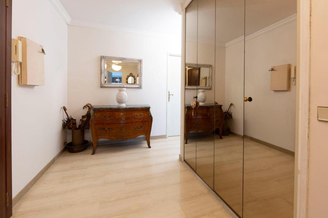 Appartement 3 Bedroom Of 90m2 With A Spacious Terrasse And A Parking Spot ! Antibes
