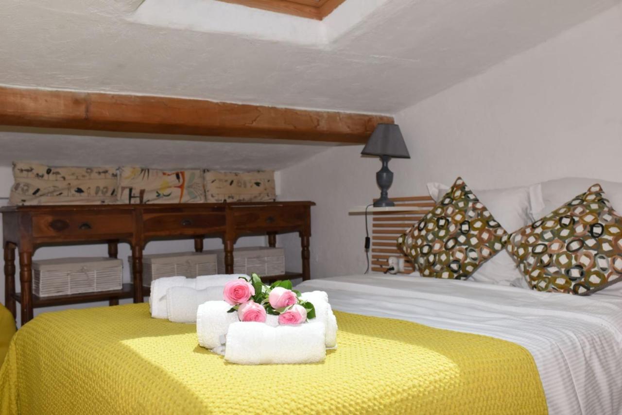 Sade - Central, Charming, For 6 * Antibes