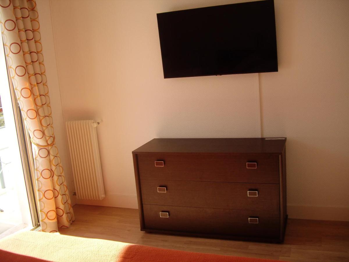 Moderne A 50 M² Vue Sur Jardin Apartamento Antibes