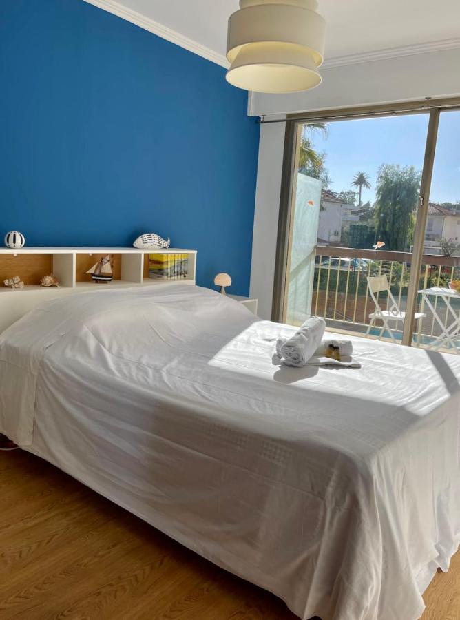 Casa de férias Seafront One Bedroom With A Terrasse Swimming Pool And A Parking