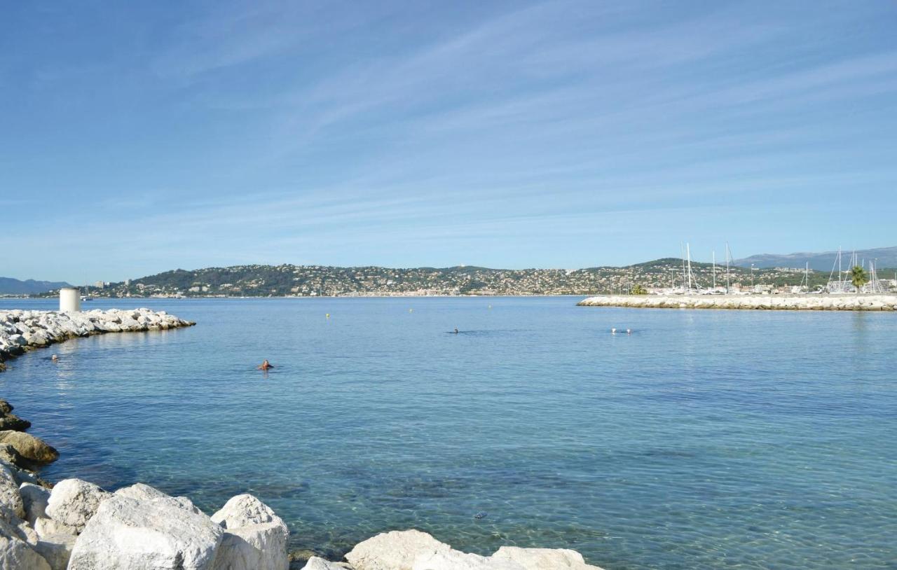 Awesome In Juan-les-pins With 1 Bedrooms And Wifi *