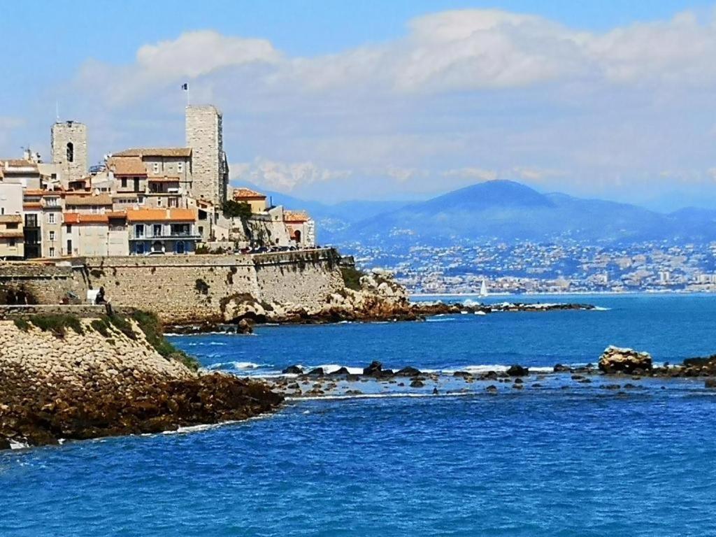 5 Min To Sea Francaise Old Town Apartment *