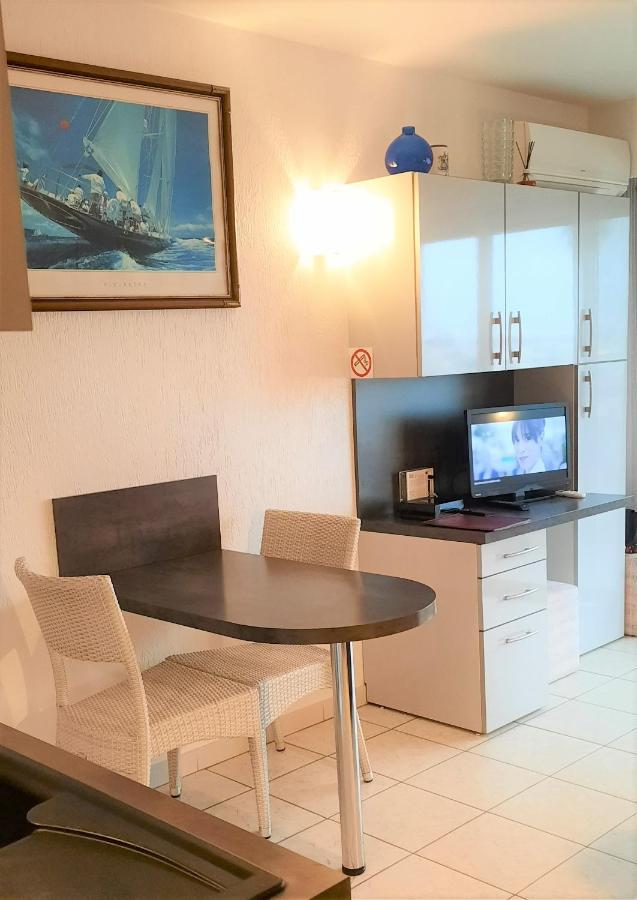 Port Vauban Excellente Situation Climatise Box Fibre * Antibes