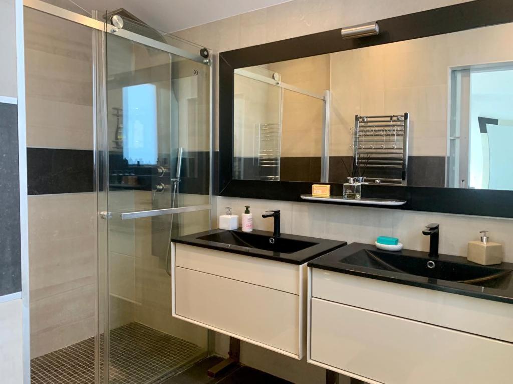 Villa Un Joyau Vue Cap D'antibes Piscine Body Fitness Sauna &