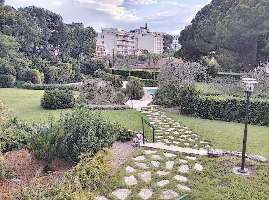 Apartment Chateau De La Pinede *