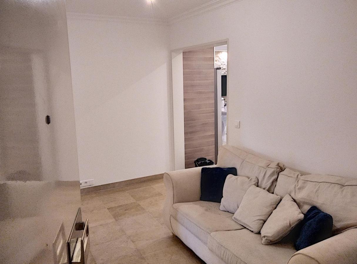 Appartement Chateau De La Pinède Antibes