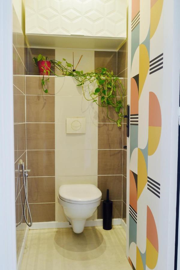 Elegant & Luminous 2-br - Center Apartment *