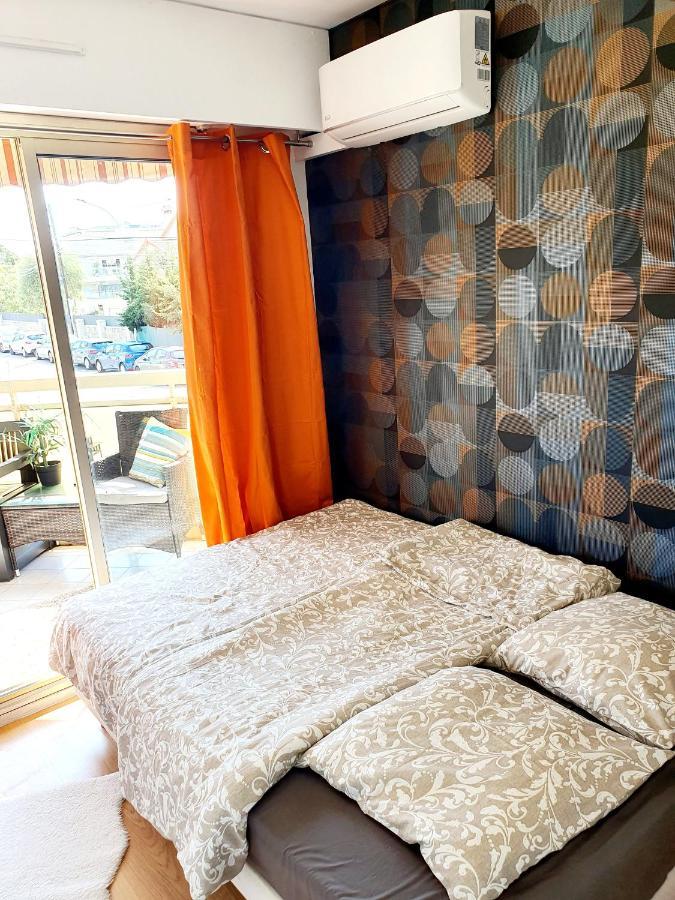 Apartment Bel A 50m De La Plage, 2 Pieces Climatisees, Parking Prive Antibes