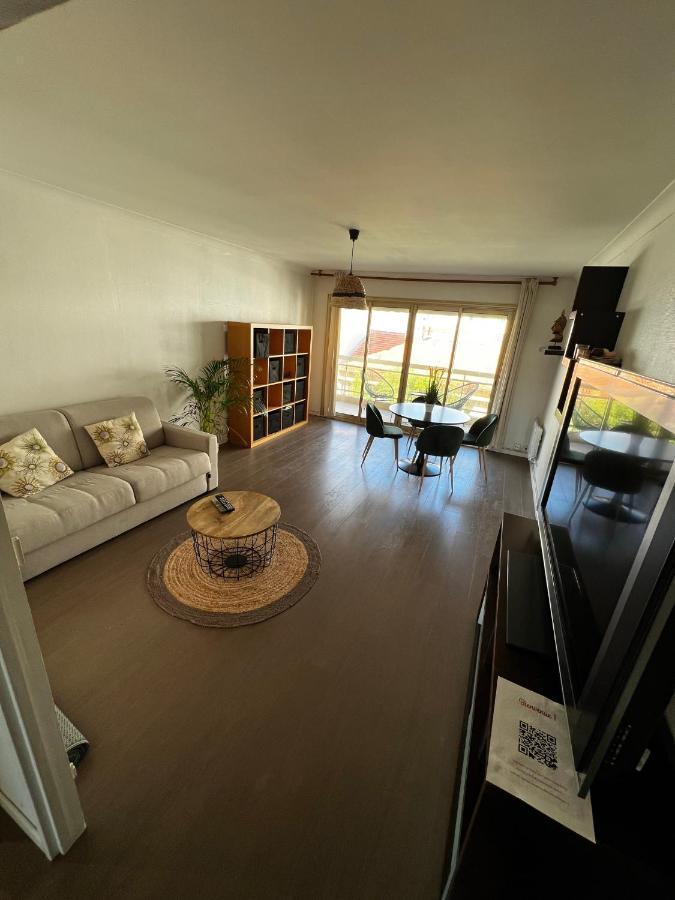 Apartment Modern 60m2 With 2 Balconies, At 50 Meters From Sea