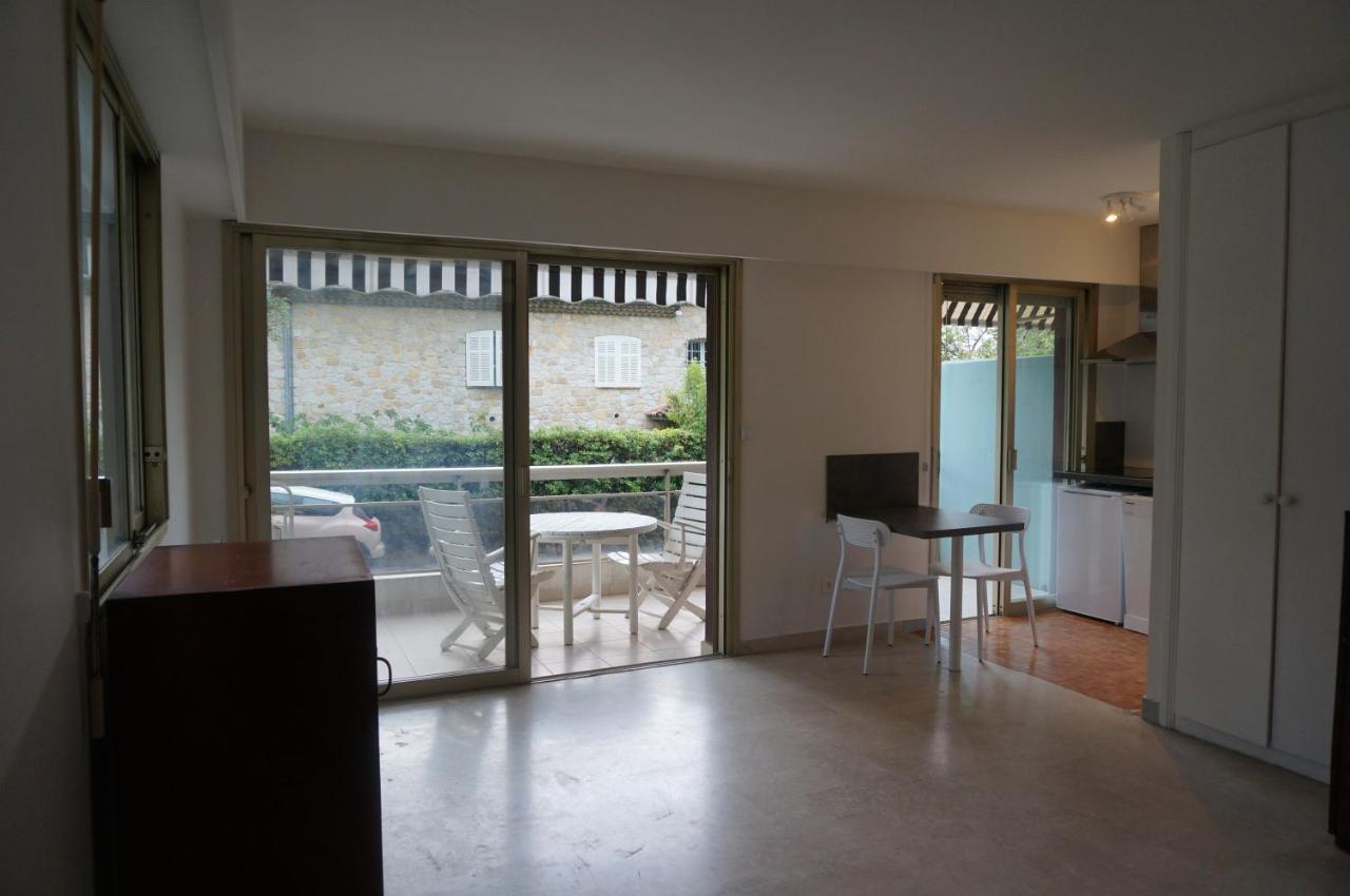 Juan-les-pins Residentiel, Grand Studio Proche Plages Et Commerces Antibes