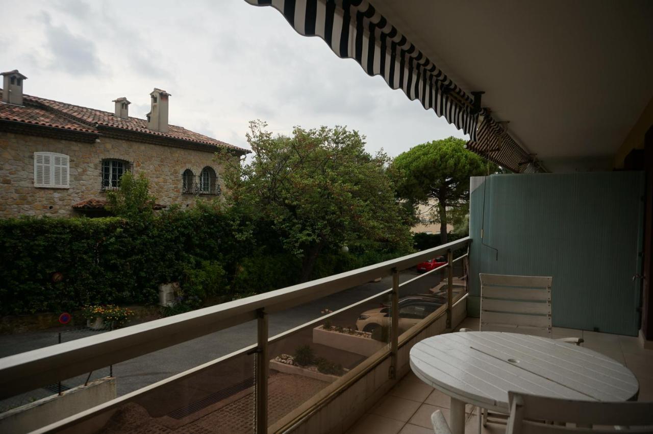 Juan-les-pins Residentiel, Grand Studio Proche Plages Et Commerces Apartment Antibes