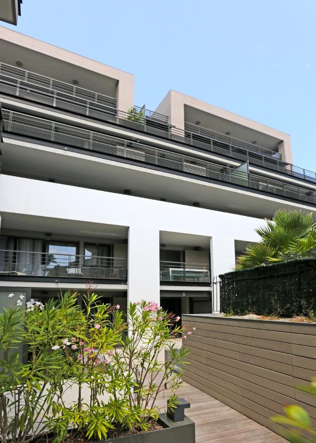 Apartment New Modern 1br Apt/terrace/parking/beside