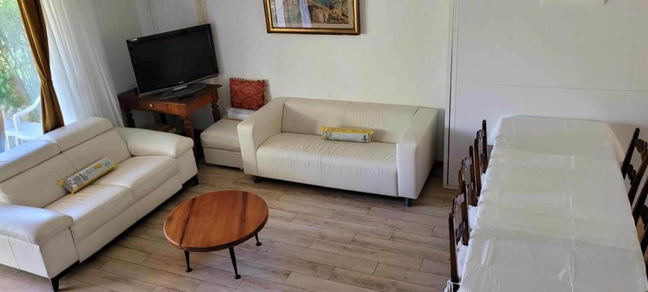 Exclusive 80 Sqm With Private Garden And Terrace On The Cap D Antibes, 300 Mt From Sandy De La Salis