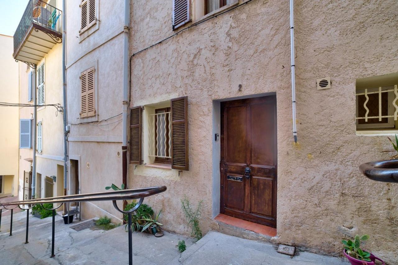 Superb Flat Near The In * Antibes